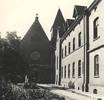 Klasztor w Krakowie - Łagiewnikach wejście do kaplicy